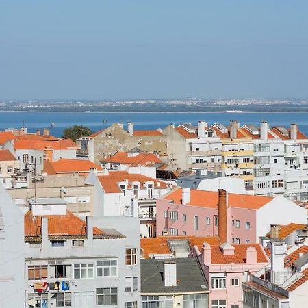 Renovated Sunny Apartment With Amazing Sunset Balcony , By Timecooler Lissabon Exterior foto