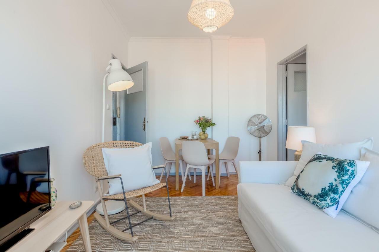 Renovated Sunny Apartment With Amazing Sunset Balcony , By Timecooler Lissabon Exterior foto